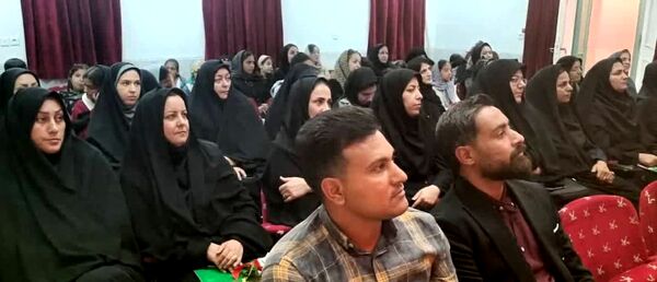 آیین رونمایی از کتاب راهنمای مدیر و معلم 