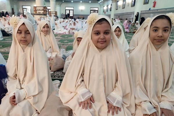 جشن بندگی دختران ناحیه دو شهرری 