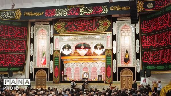 حضور گسترده مردم در جمکران و حرم مطهر برای بدرقه رهبر شهید