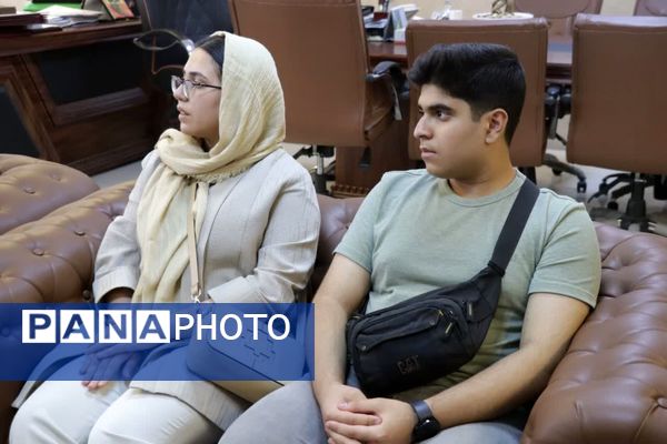 دیدار رتبه برتران کنکور سراسری با مدیرکل آموزش‌وپرورش استان البرز