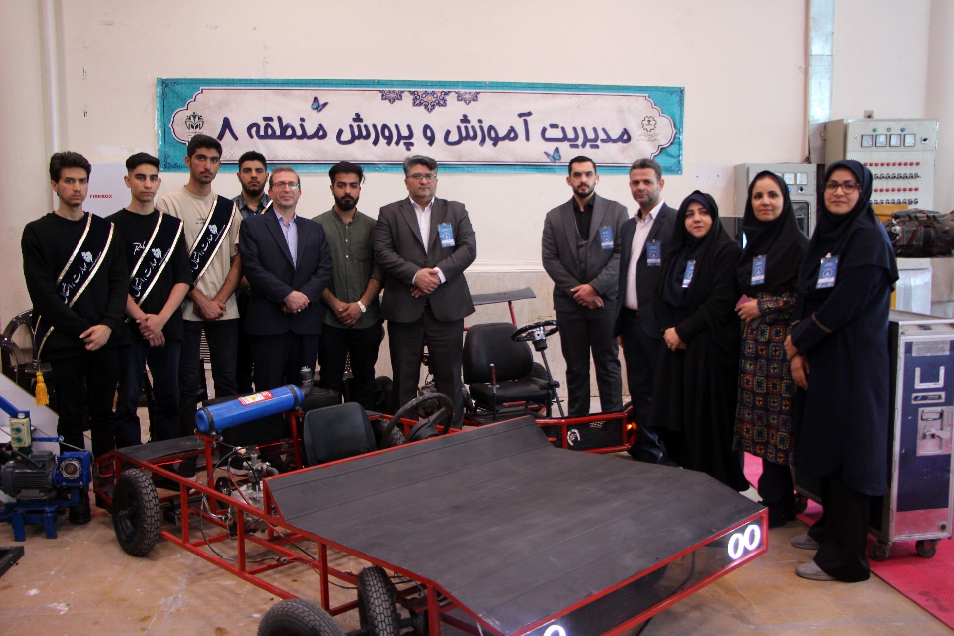 افتتاح نمایشگاه "کارنمای تحول" در هنرستان‌های تهران