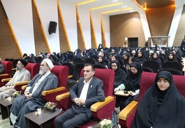حضرت زینب (س) فروغ ایمان و شهامت در دل مومنان
