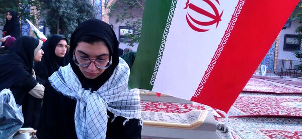 سفر دختران به سرزمین راز و نیاز؛ بازخوانی حماسه در قامت میراث‌داران نور