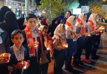 شب چهلم شهادت دانش آموزان میناب