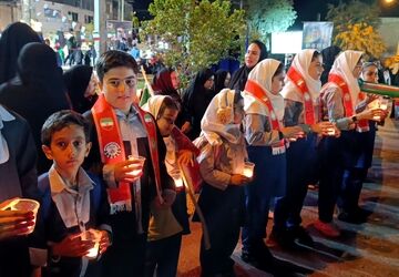 شب چهلم شهادت دانش آموزان میناب
