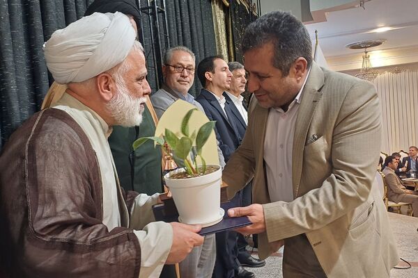 مراسم بزرگداشت مقام معلّم در تالار شباهنگ شهرستان شهریار