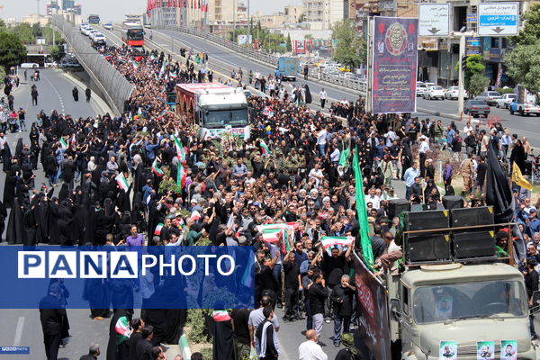 وداع با پیکر شهدای حمله رژیم صهیونیستی در کرج