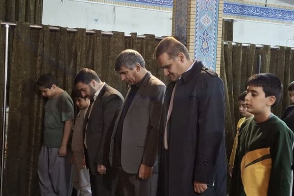 حضور مسئولین شهرستان پردیس در مراسم معنوی اعتکاف 