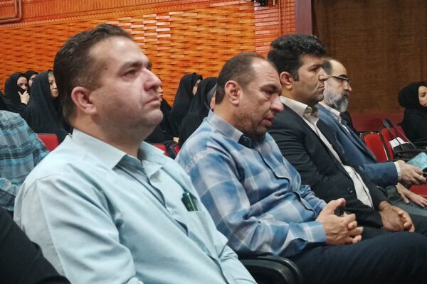 نشست هماهنگی مدیران ورامین برای برگزاری برنامه‌های یوم‌الله ۱۳ آبان