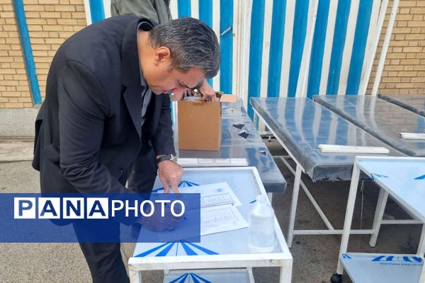 تجهیز اتاق بهداشت مدارس 