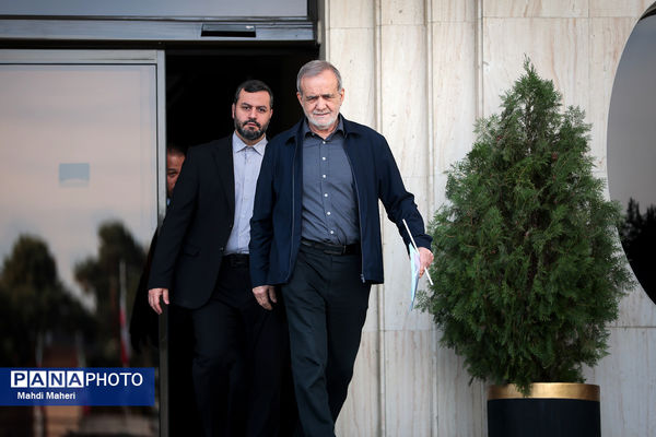 حاشیه جلسه هیات دولت