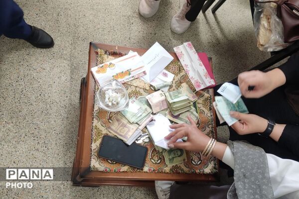 جشن شکوفه ها فرصتی برای دیدن لبخند دانش آموزان