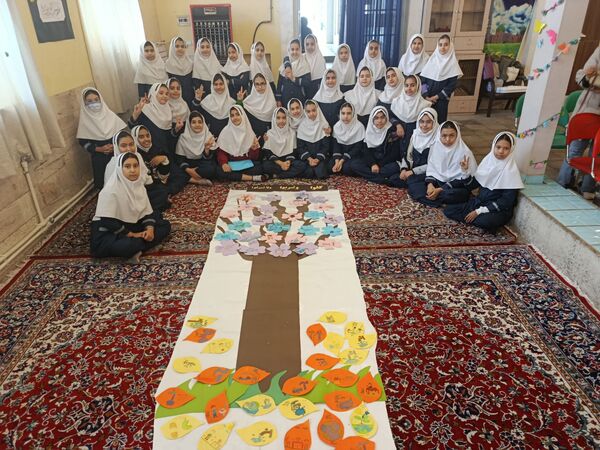 نقاشی همگانی با موضوع صرفه‌جویی در مصرف آب ، گاز و برق