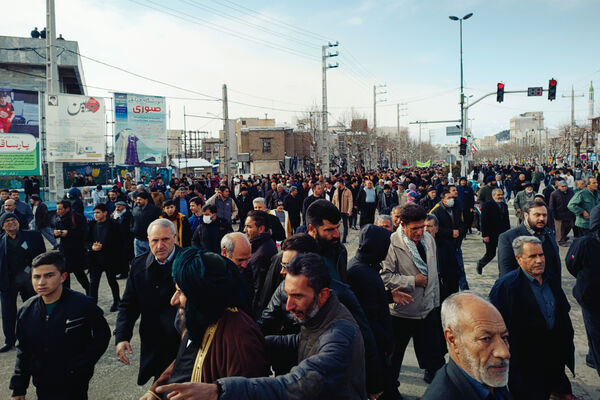 کامیاران در سالگرد پیروزی انقلاب غرق در شور و شکوه