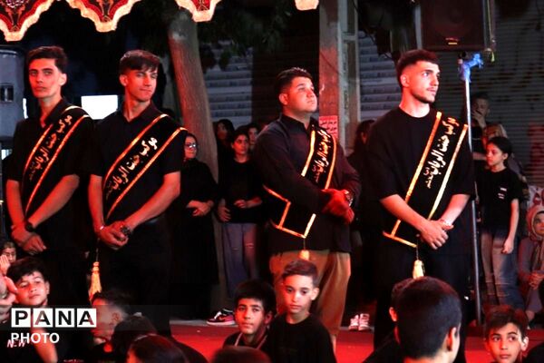 مراسم عزاداری شب سوم محرم در شهرک شیرودی اسلامشهر