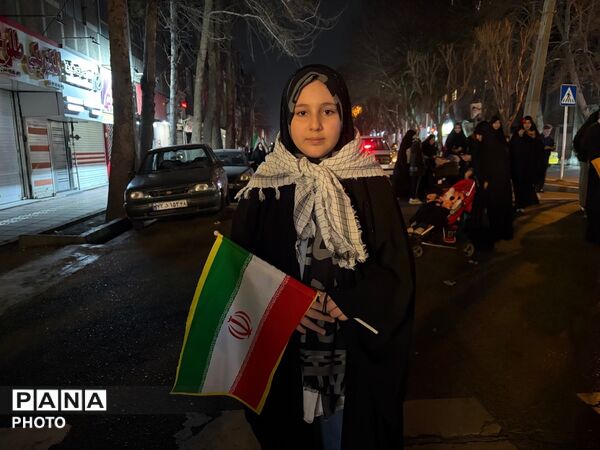دوازدهمین شب عزاداری مردم کرج در پی شهادت رهبر  انقلاب 