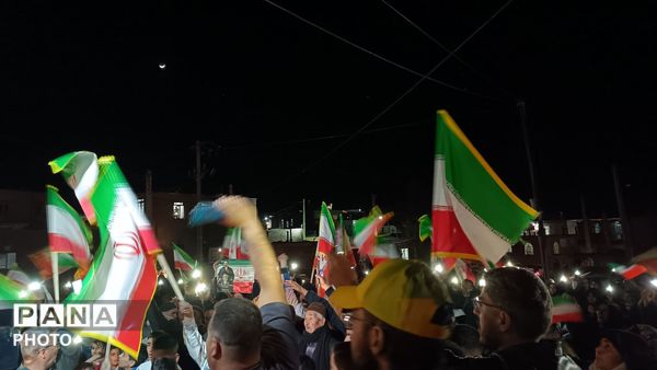 اجتماع عظیم مردم ولایت مدار روستای برزنون شهرستان نیشابور