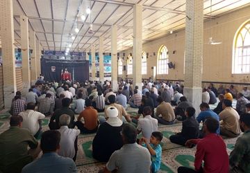 همدلی و شعار‌‌های کوبنده مردم حاجی‌‌‌آباد