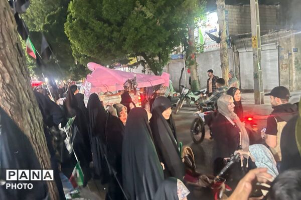 حضور پرشور مسئولین متعهد در غرفه‌ فرهنگیان