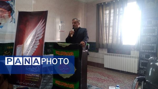 مراسم زیارت عاشورا و درس اخلاق در مدرسه زینب کبری شازند