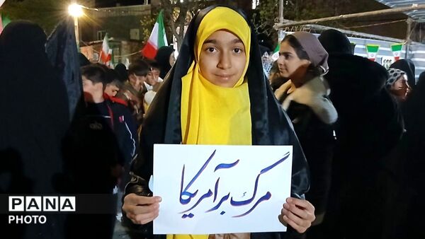 میزبانی باشکوه فرهنگیان خزل در کنار تجمعات شهر فیروزان