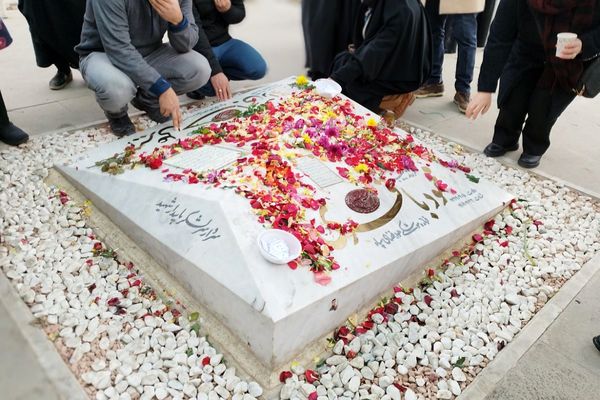 تجدید عهد با پدران آسمانی ایران