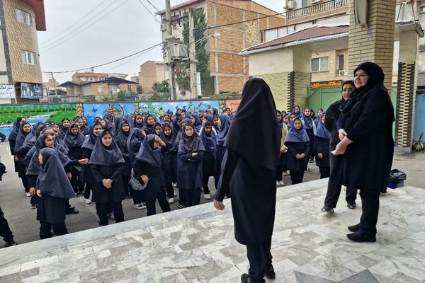 جشن روز جهانی دختر در دبیرستان بهار آزادی قائمشهر