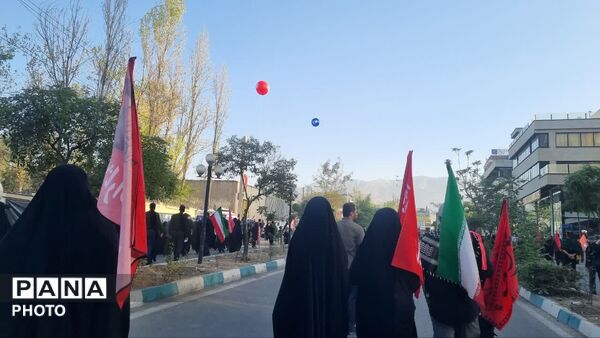 قاب هایی از لحظات وداع با آقای شهید