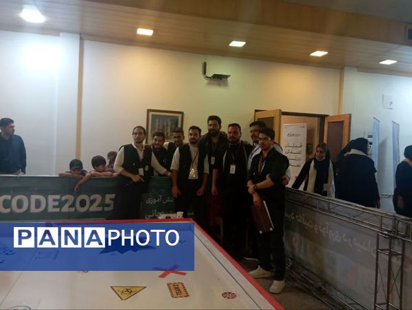 درخشش هنرستان آزادی فلسطین در چهارمین دوره مسابقات کشوری کید‌کد