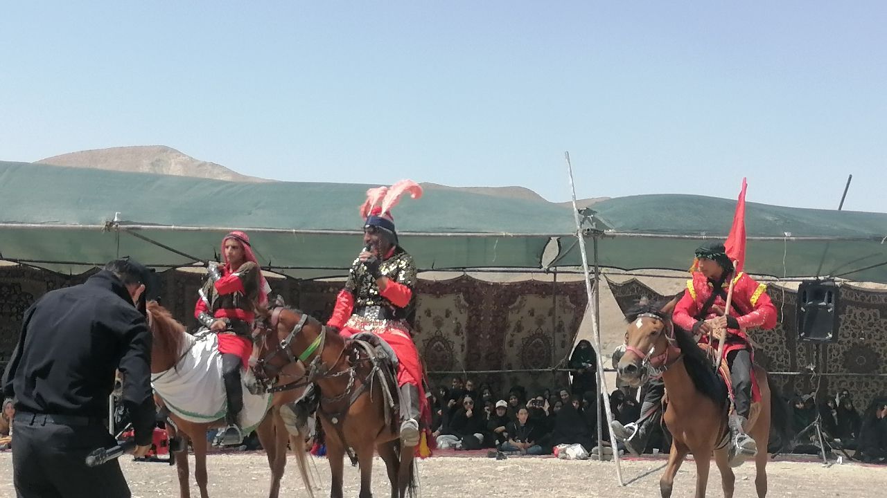 مراسم تعزیه خوانی در روز اربعین حسینی در شهر بار