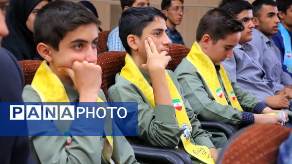 افتتاحیه دوره تربیت روایتگران قصه فلسطین در شهرستان پاکدشت 