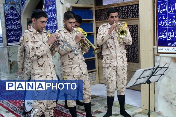 آیین عطرافشانی و گل افشانی مزار شهدا در سمنان