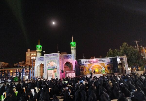 عزاداری  شب تاسوعای حسینی در مسجد شهدای گمنام 
