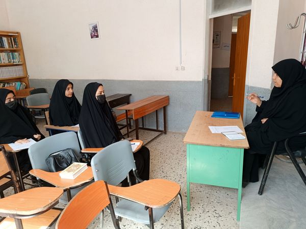  جلسه توجیهی دانش‌آموزان برگزیده مسابقات قرآن و عترت شهرستان باخرز