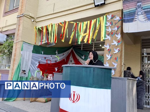 زنگ مهر در دبیرستان شاهد تقوا پیشگان ناحیه ۴ مشهد نواخته شد