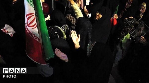 حضور پرشور مردم غیور و شجاع  شهرستان نیشابور در  تشییع پیکر  مطهر شهید مهدی عمارلو 