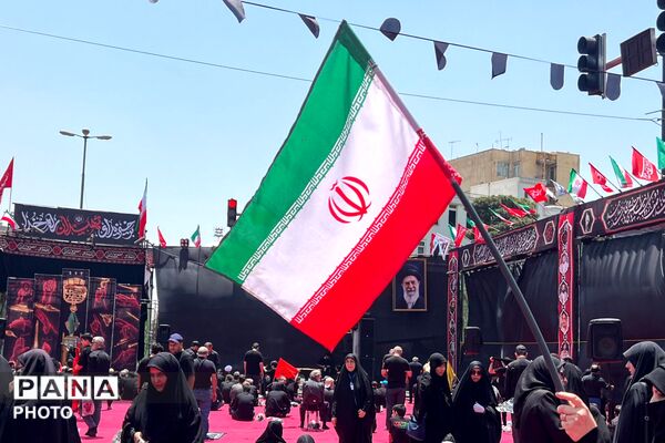 سوگواری عاشورایی در فلکه دوم تهرانپارس