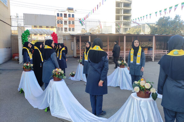 آیین نواختن زنگ انقلاب در مدارس فارس 