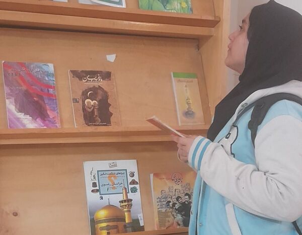 بازدید دانش‌آموزان پایه هفتم دبیرستان میرزا جعفر سروقد از فرهنگسرای انقلاب