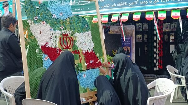 قاب‌هایی از خروش نسل بیدار