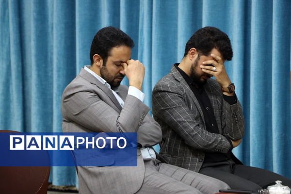 نشست اصحاب رسانه با نماینده ولی فقیه در یزد