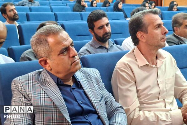 نشست عمومی شورای معاونین با مدیران دوره ابتدایی شهرستان قرچک