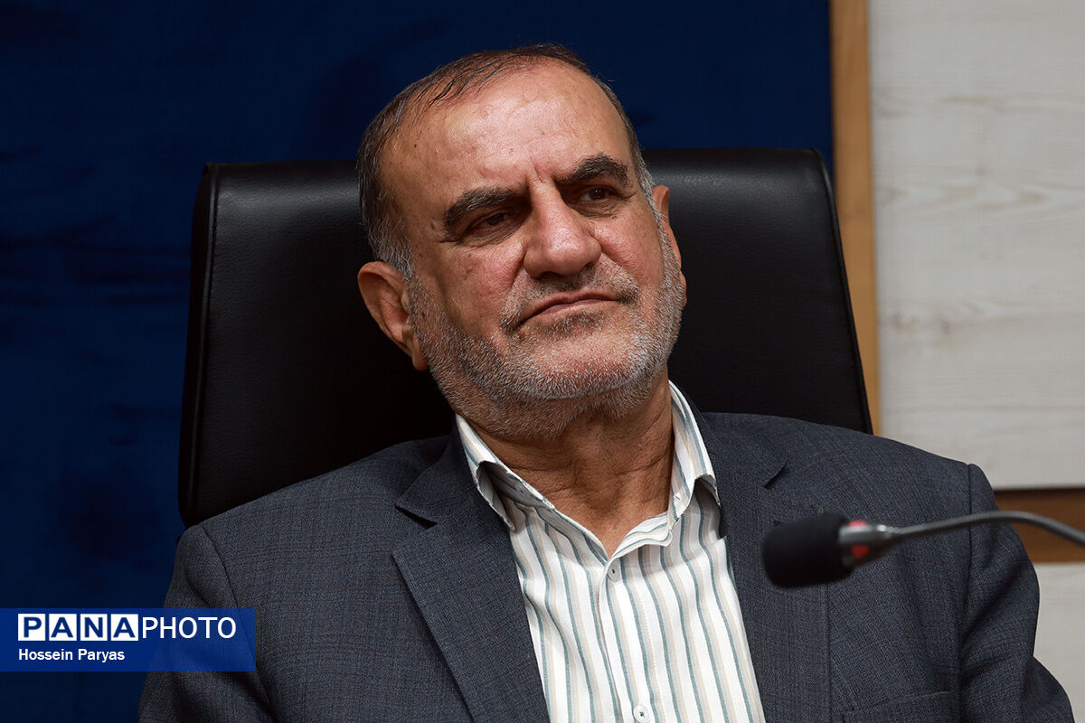 معاونان پشتیبانی نبض سازمان دانش‌آموزی هستند