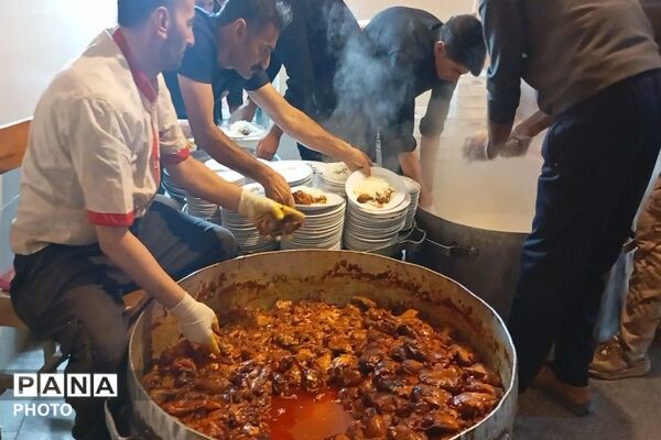 ضیافت افطاری همراه با نماز جماعت مغرب و عشاء در مسجد جامع شهر بار 