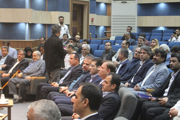 اولین نشست خبری استاندار بوشهر با اصحاب رسانه
