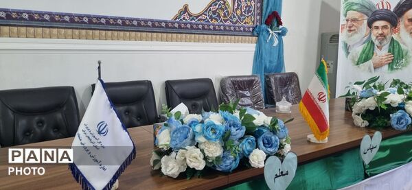 آیین باشکوه بزرگداشت مقام معلم در منطقه نظرکهریزی