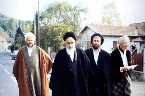 هجرت امام خمینی(ره) از نجف به پاریس مسیر انقلاب را تغییر داد