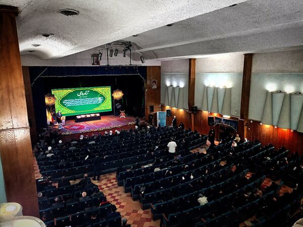 آیین اختتامیه ترنم وحی با تجلیل از برترین های قرآنی