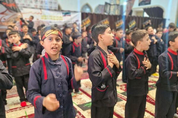 آیین عزاداری نو گلان فاطمی؛ از مسیر مدرسه میثاق تا مسجد امام حسن مجتبی (ع) فشافویه