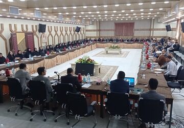 نشست هم‌افزایی مربیان پرورشی در خلیل آباد 